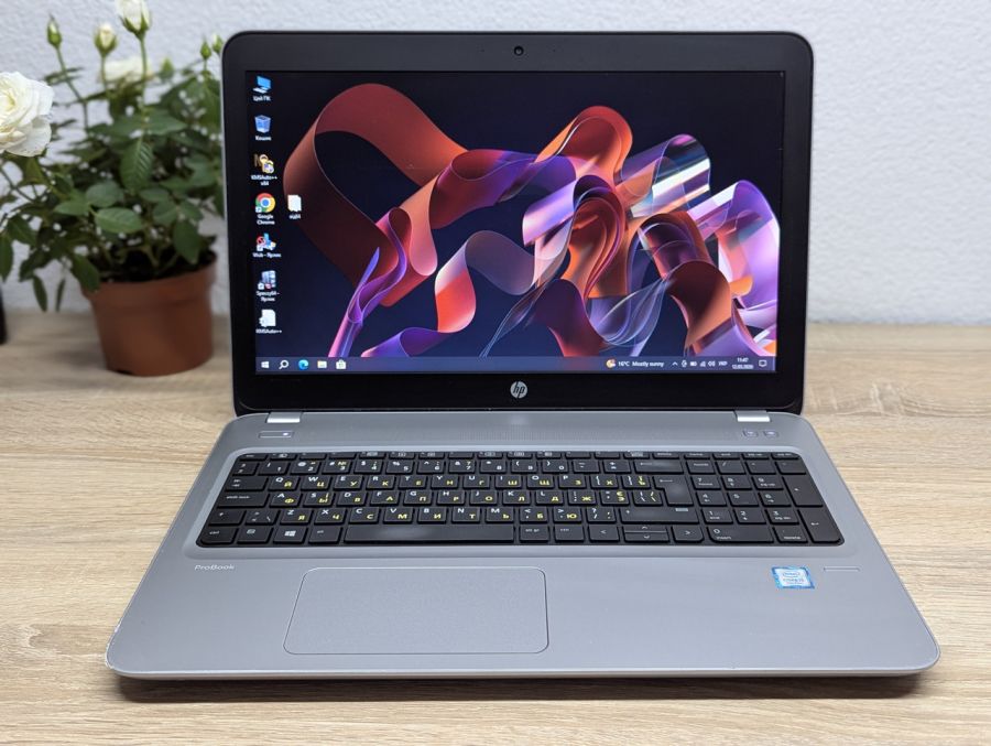 Уцінка! Ноутбук Б/В HP ProBook 450 G4, Intel Core i5-7200U, DDR4 8 GB, SSD 128GB, 15.6" HD