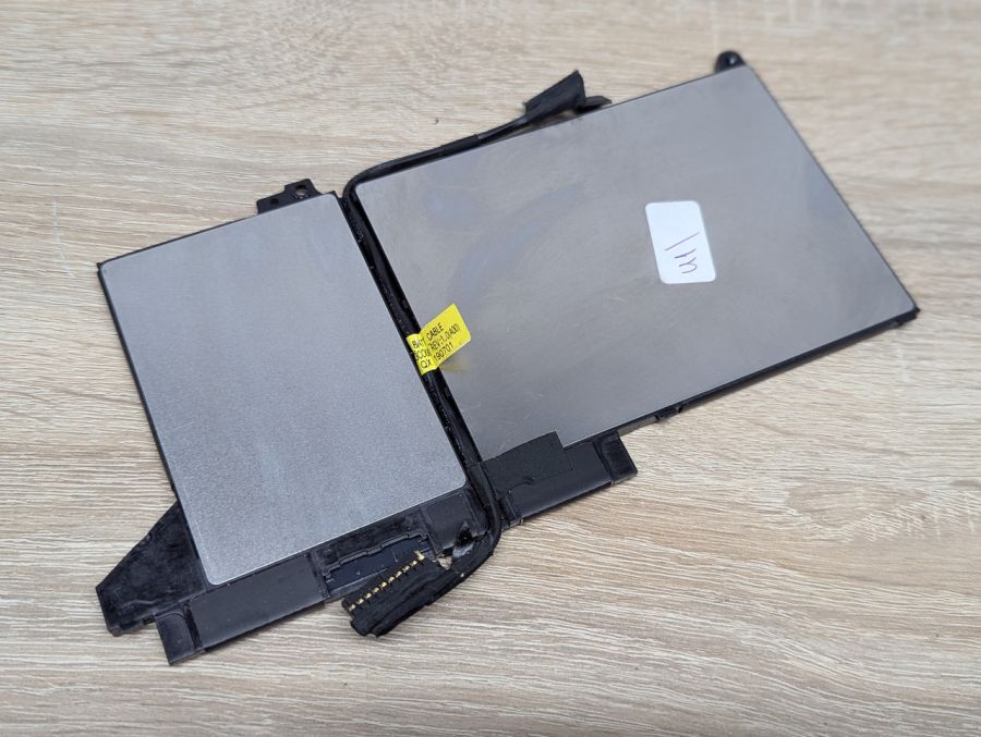 Б/В Оригінальна акумуляторна батарея Dell 0G74G