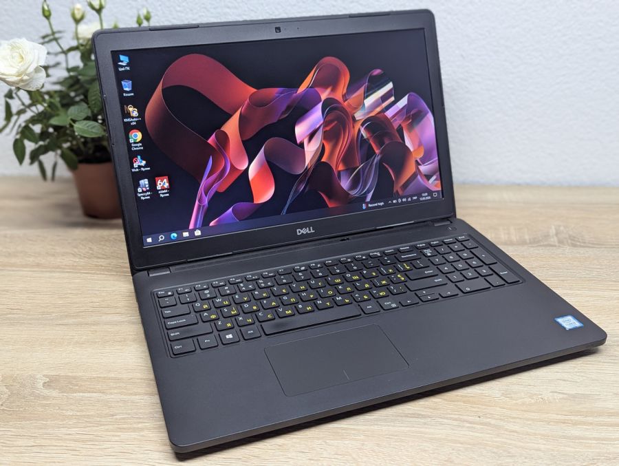 Уцінка! Ноутбук Б/В Dell Latitude 3580, Intel Core i5-7200U, DDR4 8 GB, SSD 128GB, 15.6" HD