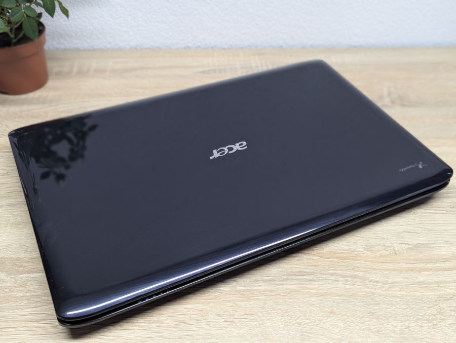 Ноутбук Б/В Acer Aspire 8942G, Intel Core i3-330M, DDR4 8 GB, SSD 128GB + HDD 320GB, Radeon HD 5000, 17" Full HD