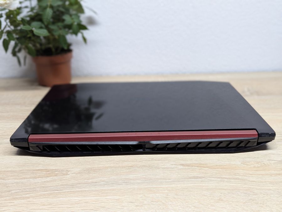 Ноутбук Б/В Acer Nitro AN515-31, Intel Core i5-8250U, DDR4 20 GB, SSD 128GB + 1 TB, NVIDIA GeForce MX150 2Gb, 15.6" Full HD