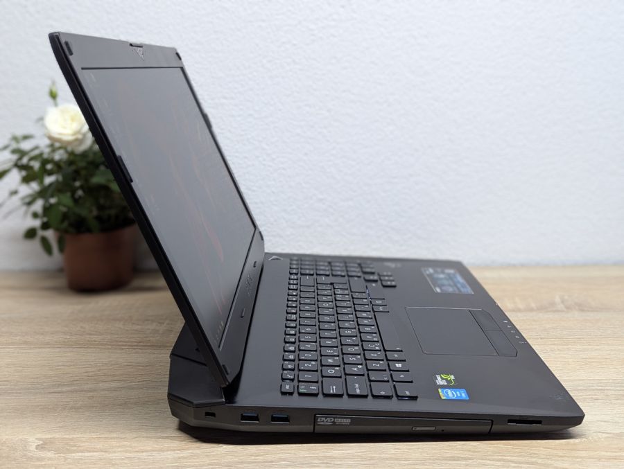 Ноутбук Б/В ASUS G750J, Intel Core i7-4700HQ, DDR3 16GB, SSD 128GB + SSD 1TB, NVIDIA GeForce GTX 770M 3GB, 17" Full HD