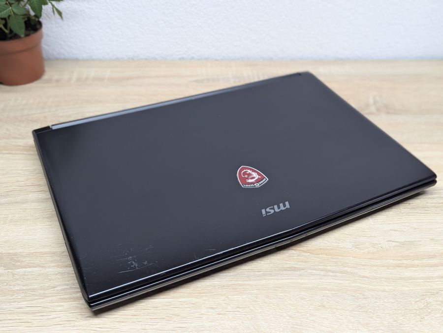 Уцінка! Ноутбук Б/В MSI MS-GL72, Intel Core i5-6300HQ, DDR4 16 GB, SSD 256GB + SSD 1TB, GTX 950M 2Gb, 17" Full HD