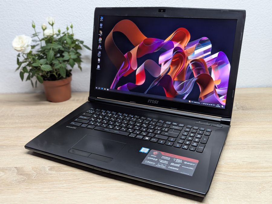 Уцінка! Ноутбук Б/В MSI MS-GL72, Intel Core i5-6300HQ, DDR4 16 GB, SSD 256GB + SSD 1TB, GTX 950M 2Gb, 17" Full HD