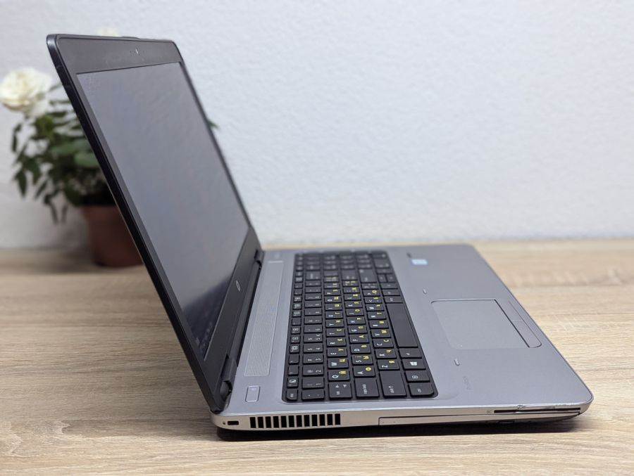 Уцінка! Ноутбук Б/В HP ProBook 650 G2, Intel Core i5-6200U, DDR4 8 GB, SSD 128GB, 15.6" Full HD