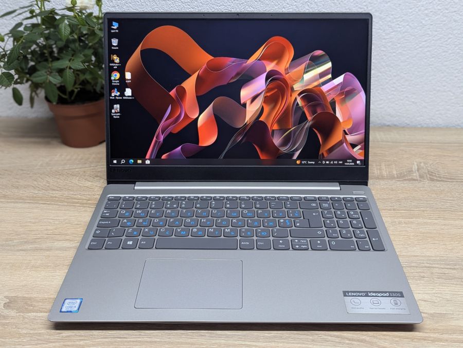 Ноутбук Б/В Lenovo IdeaPad 330S-15IKB, Intel Core i5-8250U, DDR4 12 GB, SSD 256GB, 15" Full HD