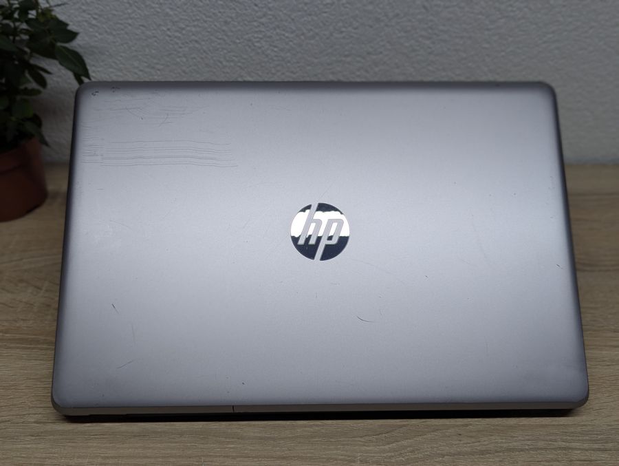 Уцінка! Ноутбук Б/В HP 250 G6, Intel Core i3-6006U, DDR4 8 GB, SSD 128GB, 15.6" Full HD