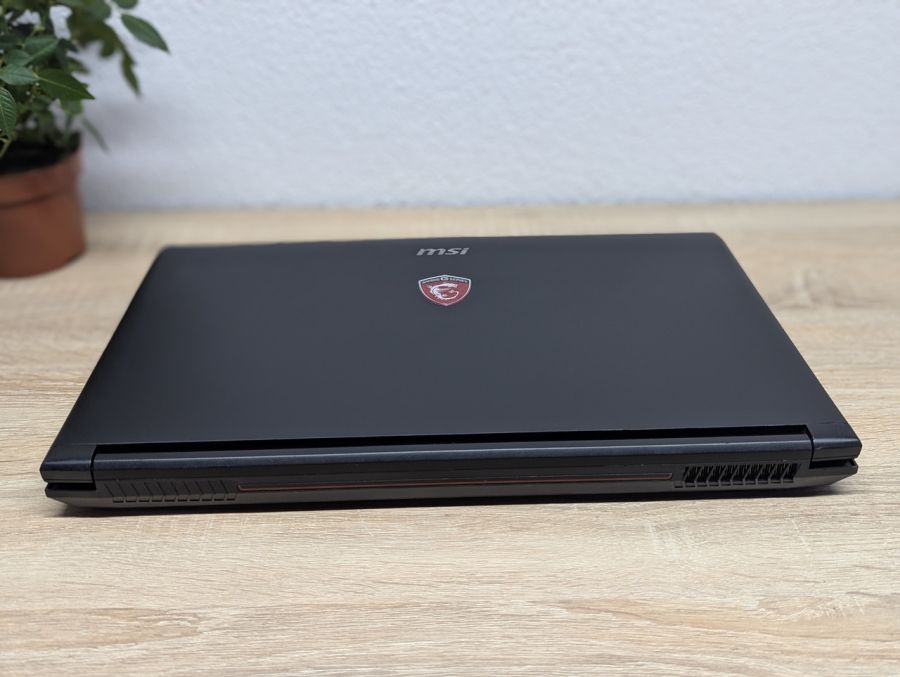 Ноутбук Б/В MSI MS-16J6, Intel Core i5-6300HQ, DDR4 16 GB, HDD 750GB + SSD 256GB, GTX 950M 2Gb, 15.6" Full HD