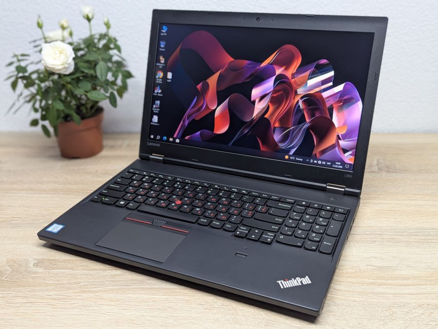 Уцінка! Ноутбук Б/В Lenovo L560, Intel Core i5-6300U, DDR3 8 GB, SSD 128GB, 15.6" HD