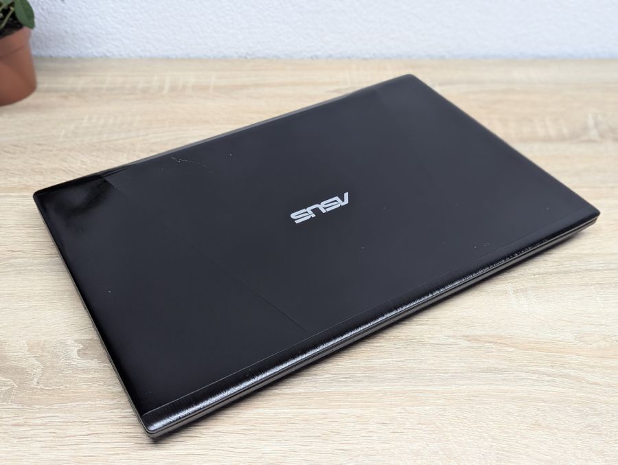 Ноутбук Б/В ASUS ROG GL753VE, Intel Core i7-7700HQ, DDR4 16GB, SSD 256GB + HDD 320GB + SSD 150GB, NVIDIA GeForce GTX 1050 4GB, 17" Full HD