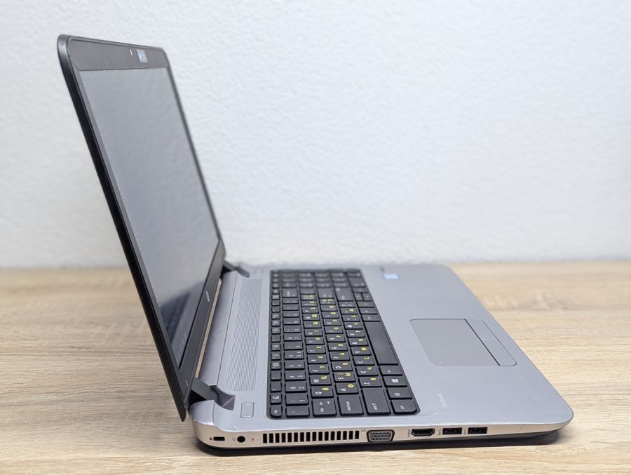 Уцінка! Ноутбук Б/В HP ProBook 450 G3, Intel Core i7-6500U, DDR3 8 GB, SSD 128GB, 15.6" Full HD