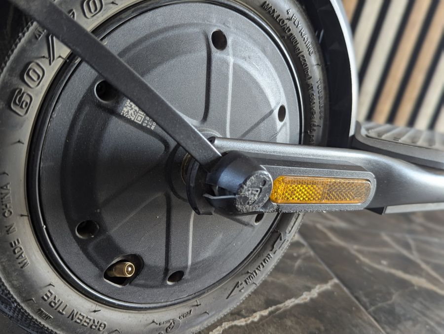 Б/В Електросамокат Segway Ninebot KickScooter F2 Plus (модель 051202E)
