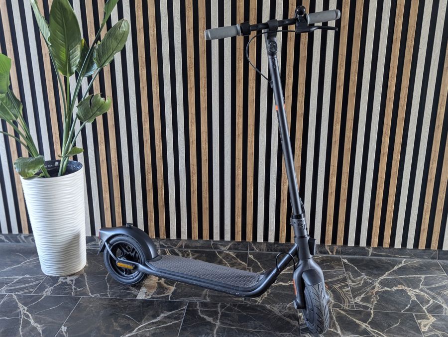 Б/В Електросамокат Segway Ninebot KickScooter F25E II