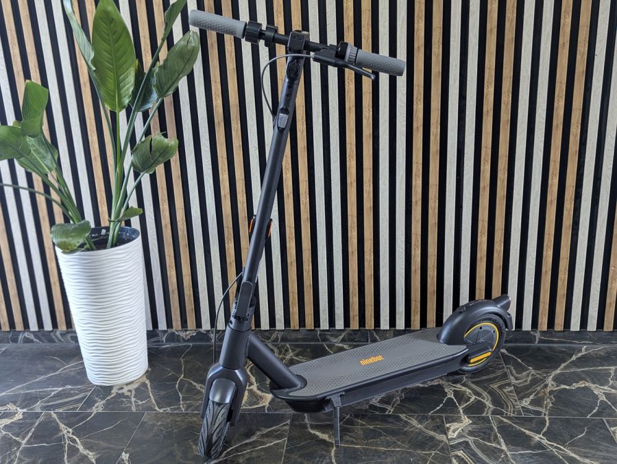 Б/В Електросамокат Ninebot KickScooter MAX G30E II