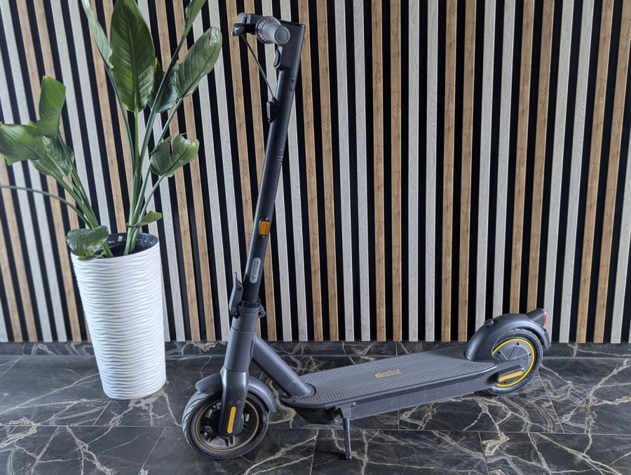 Б/В Електросамокат Ninebot KickScooter MAX G30E II