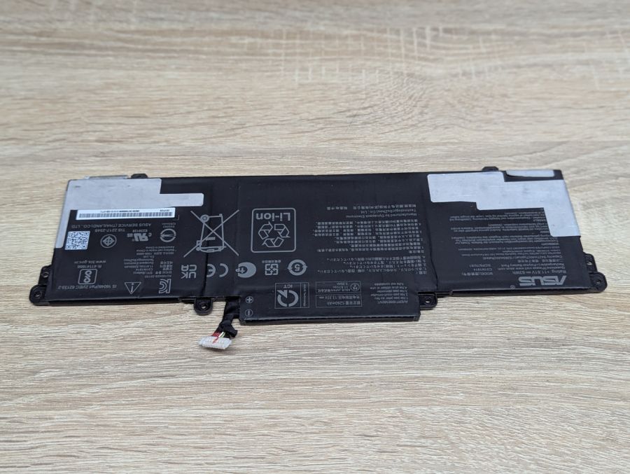 Б/В Оригінальна акумуляторна батарея Asus C31N1914