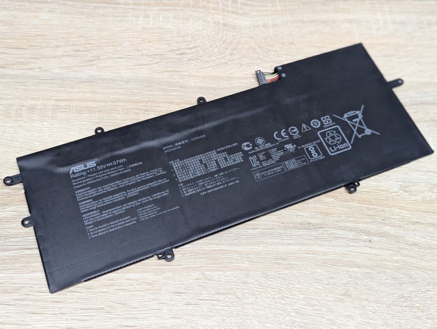 Б/В Оригінальна акумуляторна батарея Asus C31N1538 [ProductHub SKU C31N1538]