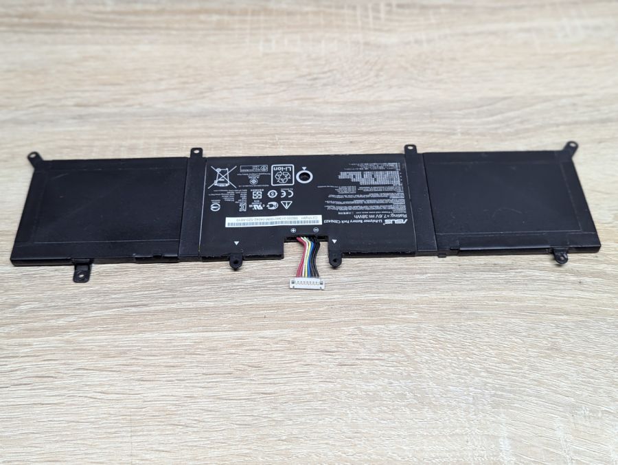 Б/В Оригінальна акумуляторна батарея Asus C21N1423