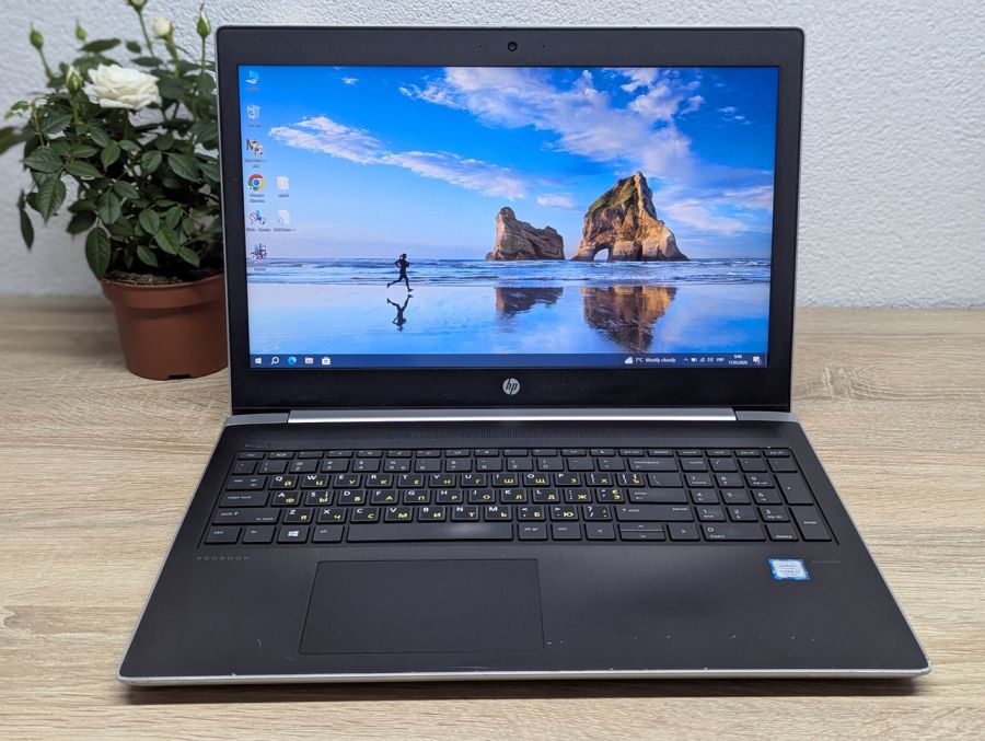 Уцінка! Ноутбук Б/В HP ProBook 450 G5, Intel Core i3-7100U, DDR4 8 GB, SSD 128GB, 15.6" Full HD