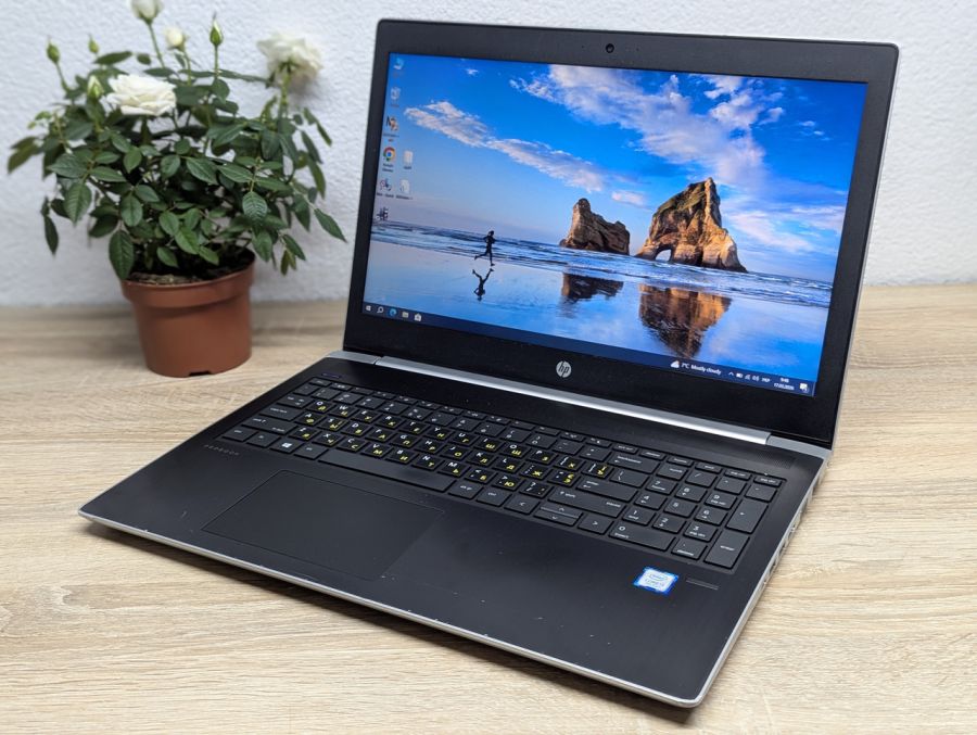 Уцінка! Ноутбук Б/В HP ProBook 450 G5, Intel Core i3-7100U, DDR4 8 GB, SSD 128GB, 15.6" Full HD