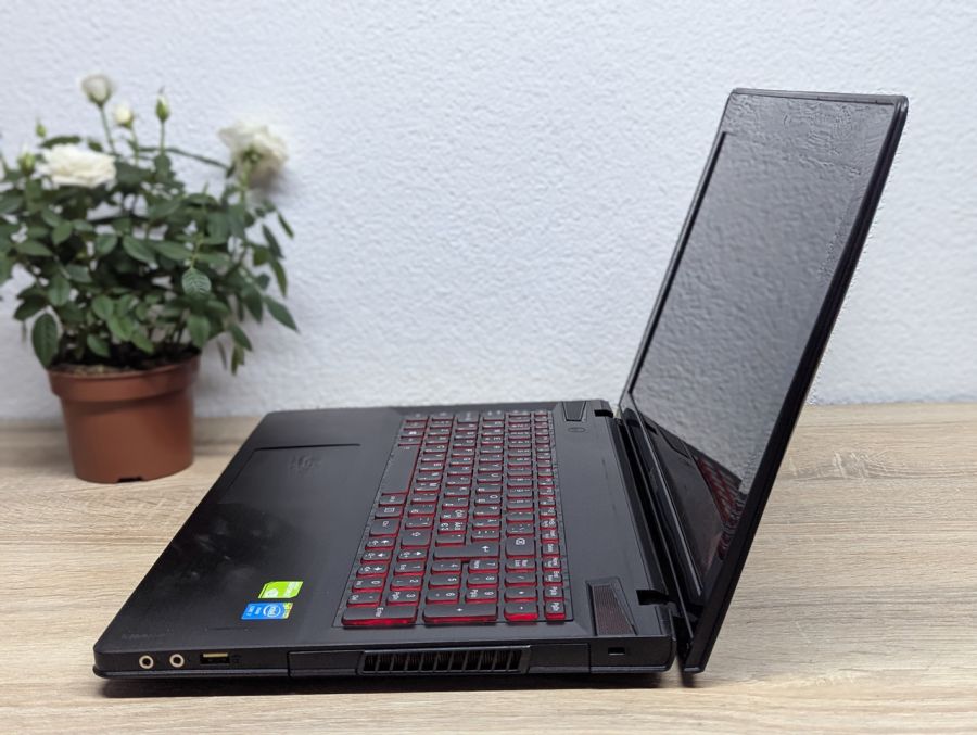 Ноутбук Б/В Lenovo IdeaPad Y510P, Intel Core i7-4700MQ, DDR3 8 GB, SSD 256GB + SSD 256GB, GeForce GT 755M 2Gb, 15" Full HD