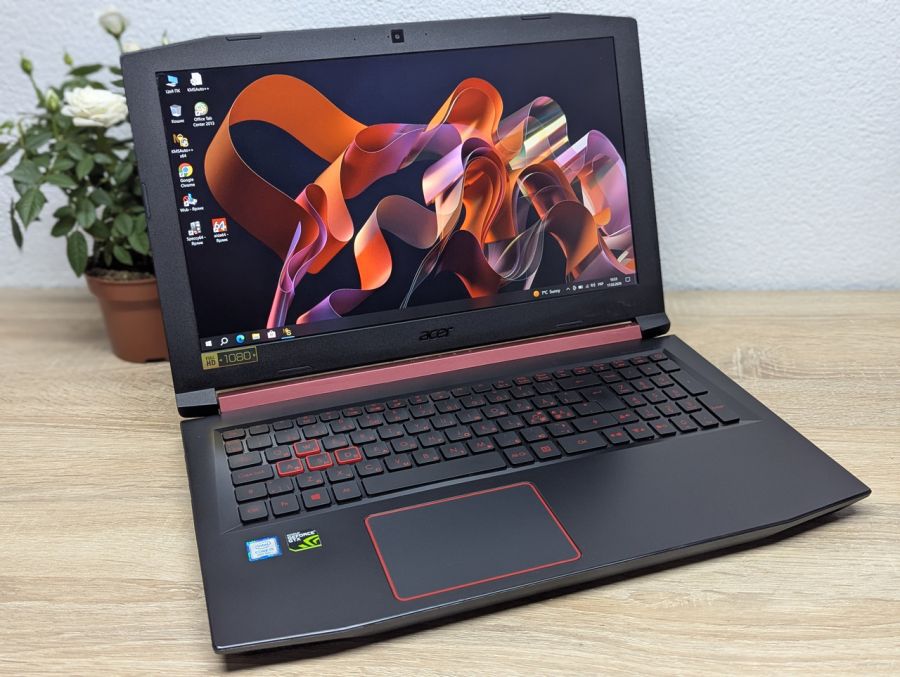 Уцінка! Ноутбук Б/В Acer Nitro AN515-53, Intel Core i5-8300H, DDR4 16 GB, SSD 256GB + SSD 256GB, NVIDIA GEForce GTX 1050, 15.6" Full HD