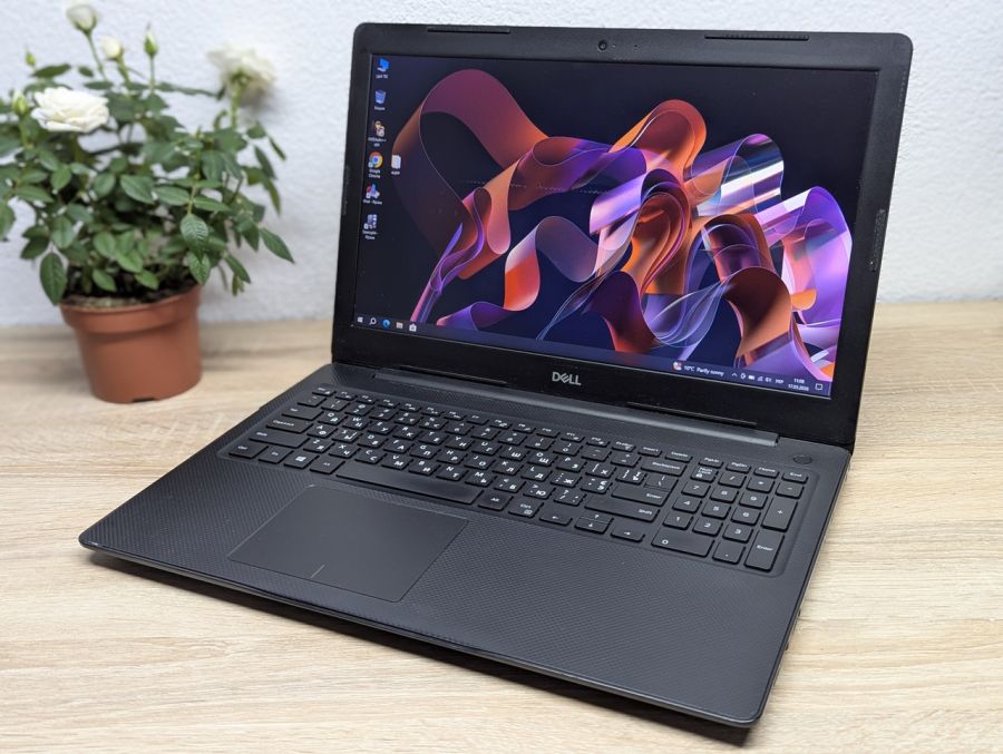 Уцінка! Ноутбук Б/В Dell Latitude 3590, Intel Core i5-10210U, DDR4 16 GB, SSD 256GB, 15.6" Full HD