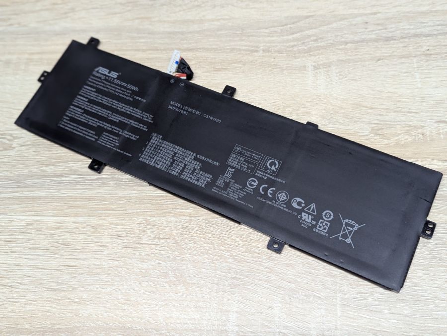 Б/В Оригінальна акумуляторна батарея Asus C31N1620