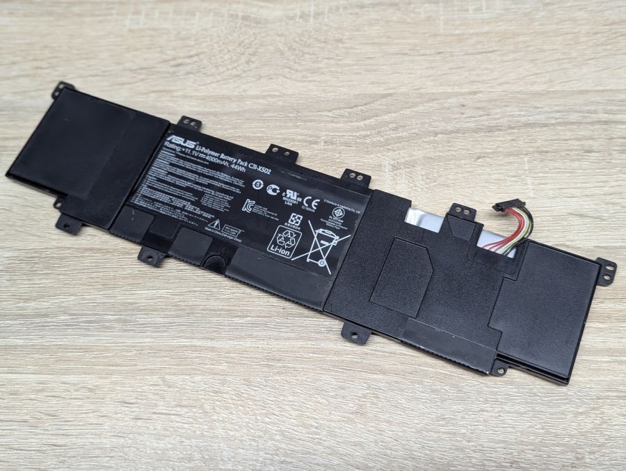 Б/В Оригінальна акумуляторна батарея Asus C31-X502