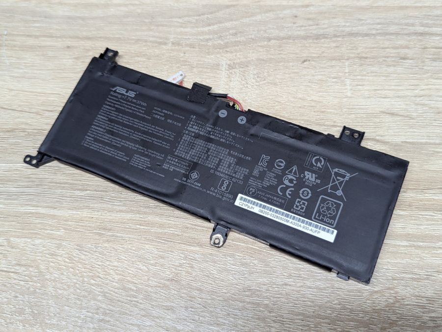 Б/В Оригінальна акумуляторна батарея Asus C21N1818