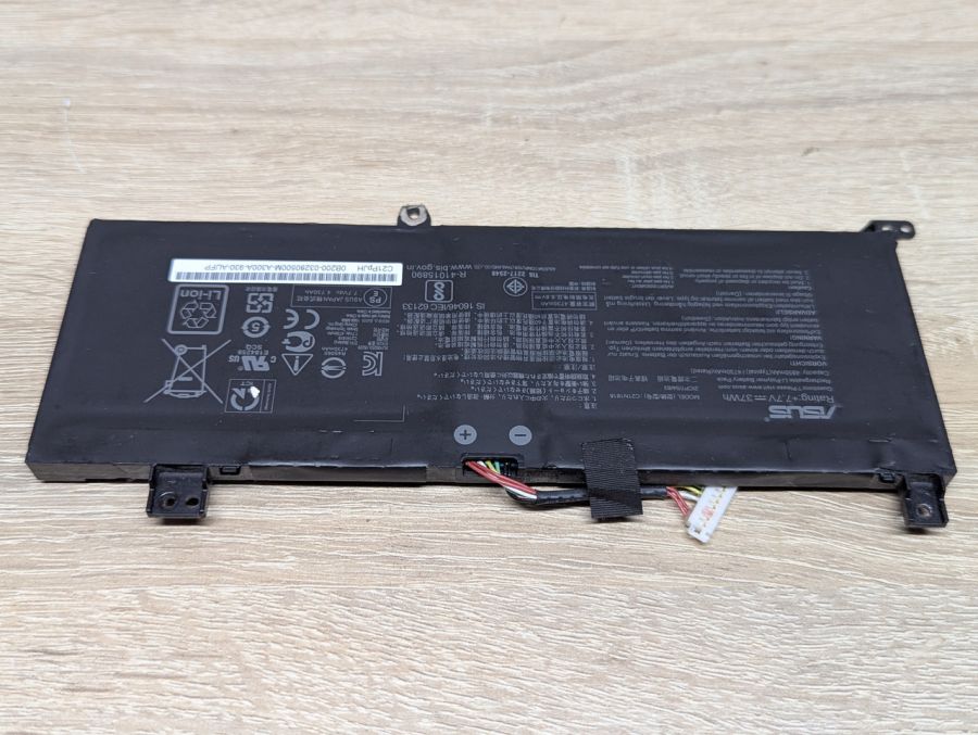 Б/В Оригінальна акумуляторна батарея Asus C21N1818