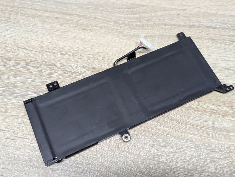 Б/В Оригінальна акумуляторна батарея Asus C21N1818