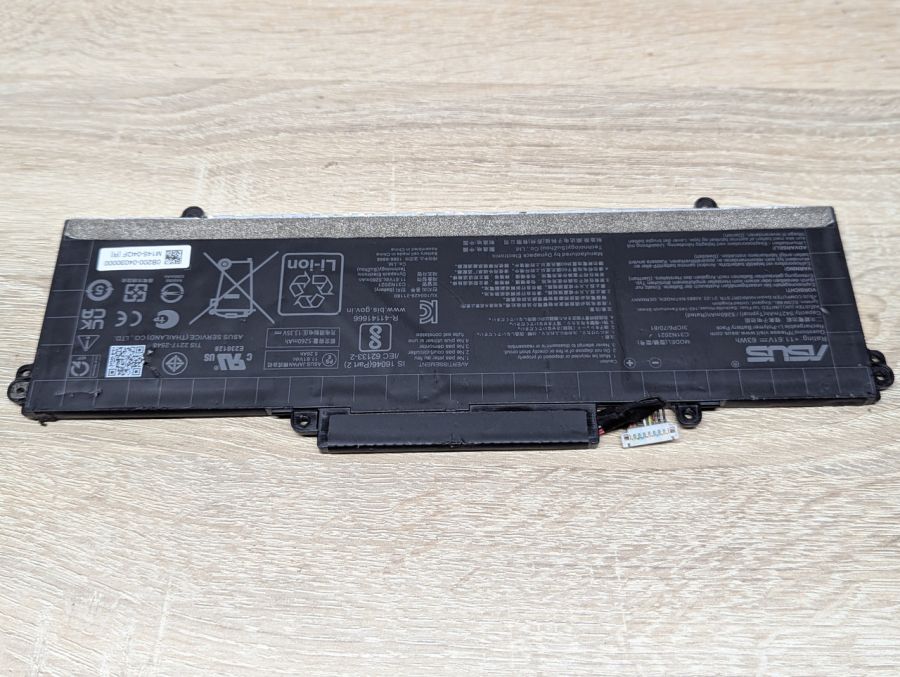 Б/В Оригінальна акумуляторна батарея Asus C31N2021