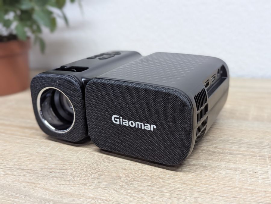 Новий Мультимедійний проектор Giaomar Movie Projector C11