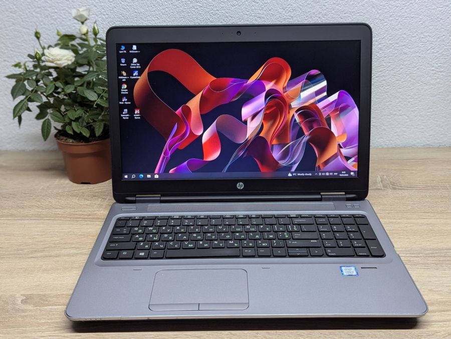 Уцінка! Ноутбук Б/В HP ProBook 650 G3, Intel Core i5-7300U, DDR4 8 GB, SSD 128GB, 15.6" Full HD