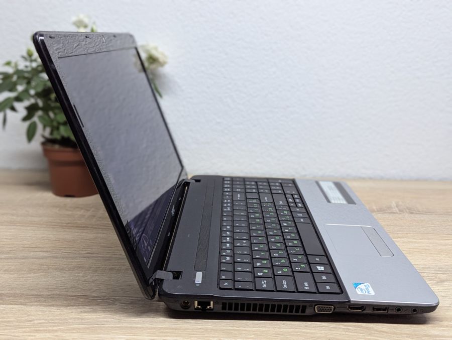 Ноутбук Б/В Acer Aspire E1-531, Intel Pentium B960, DDR3 8 GB, HDD 500GB, 15.6" HD
