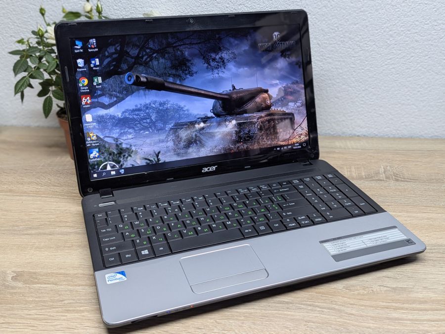 Ноутбук Б/В Acer Aspire E1-531, Intel Pentium B960, DDR3 8 GB, HDD 500GB, 15.6" HD