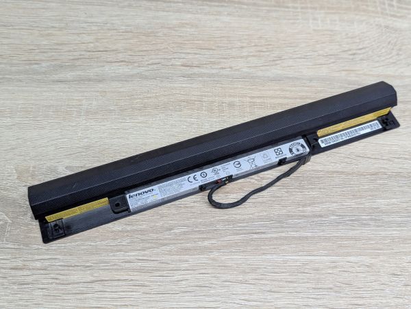 Б/В Оригінальна акумуляторна батарея Lenovo L15L4A01