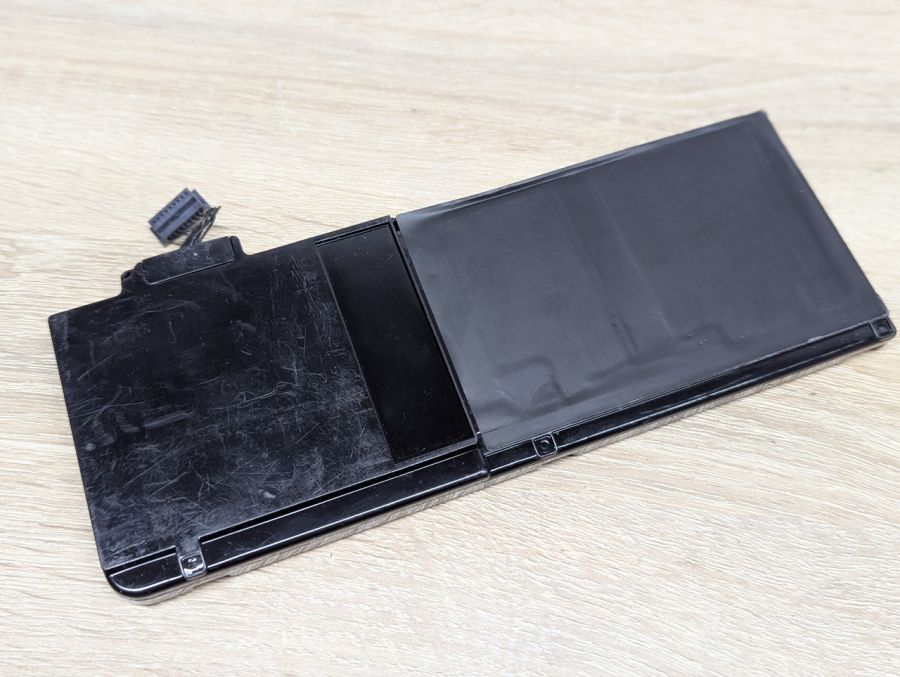 Б/В Акумуляторна батарея Green Cell MacBook A1322