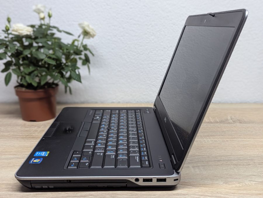 Ноутбук Б/В Dell Latitude E6440, Intel Core i7-4610M, DDR3 8 GB, SSD 128GB, 14" Full HD