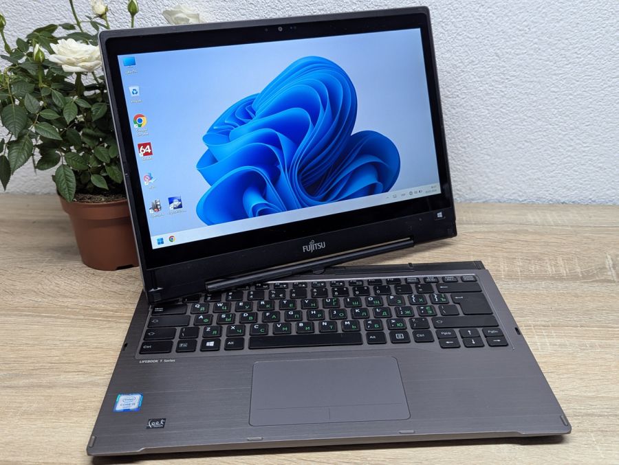 Ноутбук Б/В Fujitsu T936, Intel Core i5-6300U, DDR4 8 GB, SSD 256GB, 13" Full HD Сенсор