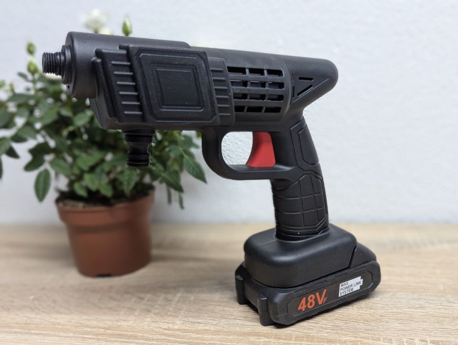 Новий Акумуляторна мийка високого тиску VOLTRONIC YT-435 48V