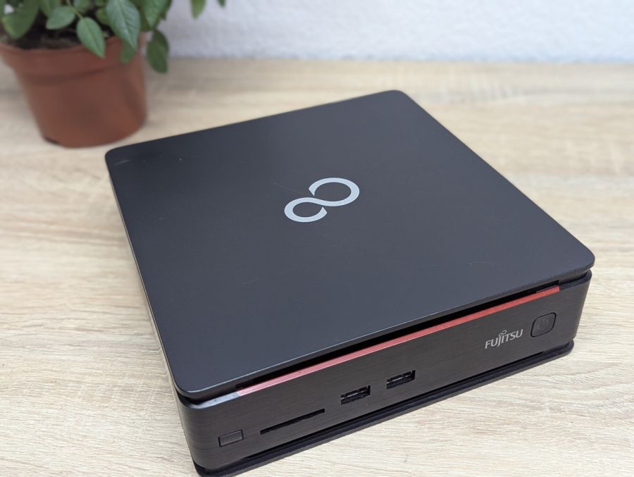 Б/В Міні-ПК Fujitsu Esprimo Q920