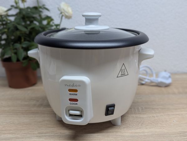 Новий Електрична рисоварка Nedis KARC06WT 600мл