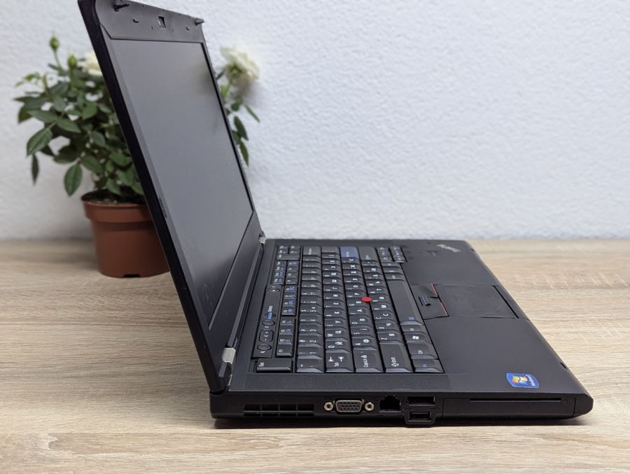 Уцінка! Ноутбук Б/В Lenovo T420, Intel Core i5-2520M, DDR3 8 GB, HDD 500GB, 14" HD Сенсор