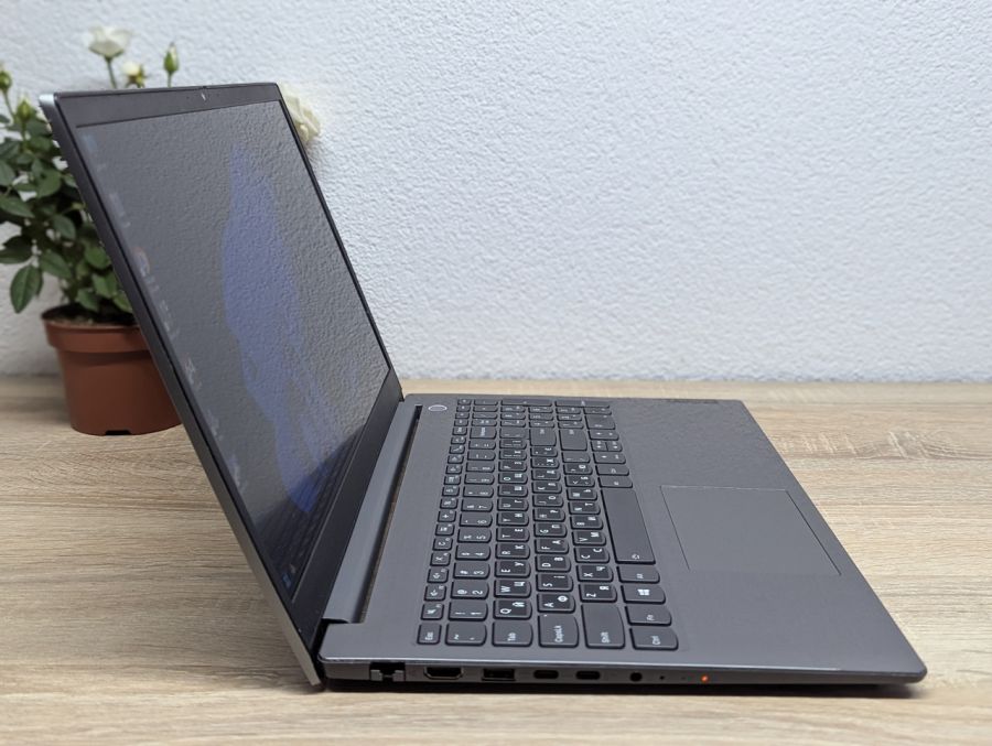Ноутбук Б/В Lenovo ThinkBook 15IIL, Intel Core i5-1035G4, DDR4 16 GB, SSD 256GB, 15.6" Full HD