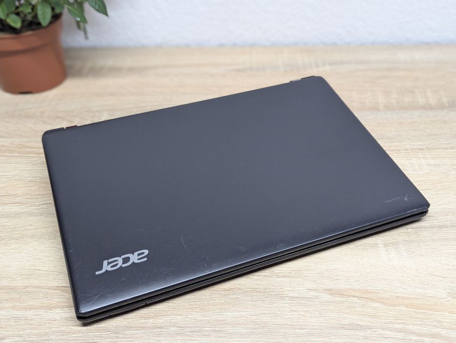 Ноутбук Б/В Acer Travel Mate B113, Intel Celeron B800, DDR3 4 GB, SSD 128GB, 11.6" HD