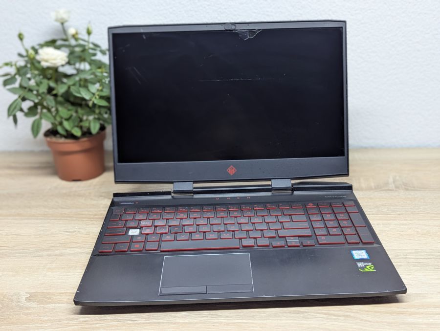 Б/В Ноутбук на розбір HP Omen