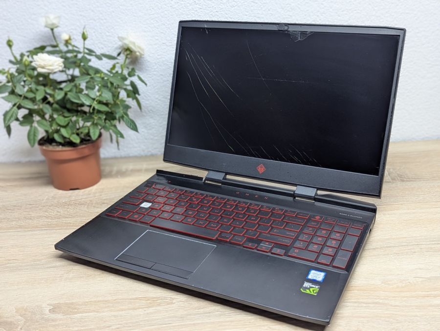 Б/В Ноутбук на розбір HP Omen