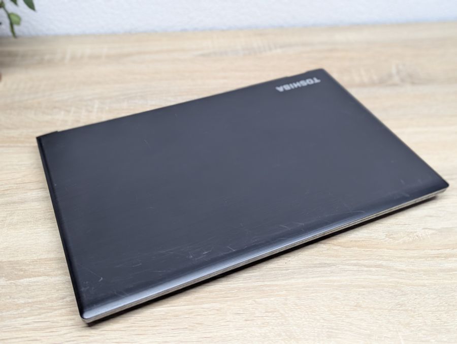 Ноутбук Б/В Toshiba Satellite Pro A50-E-1DD, Intel Core i5-8250U, DDR4 8GB, SSD 128GB, 15.6" Full HD